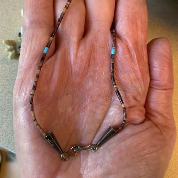 Hand crafted Native American Multicolor Stone Turtle Necklace - Picture 4 of 4